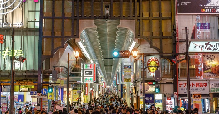 Trung tâm mua sắm Shinsaibashi Suji tại phố Shinsaibashi