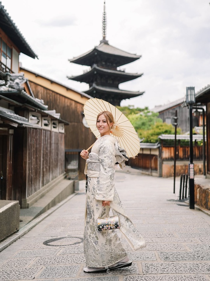 Kimono – Cầu nối giao tiếp tinh tế trong văn hóa Nhật. Nguồn: micnienie