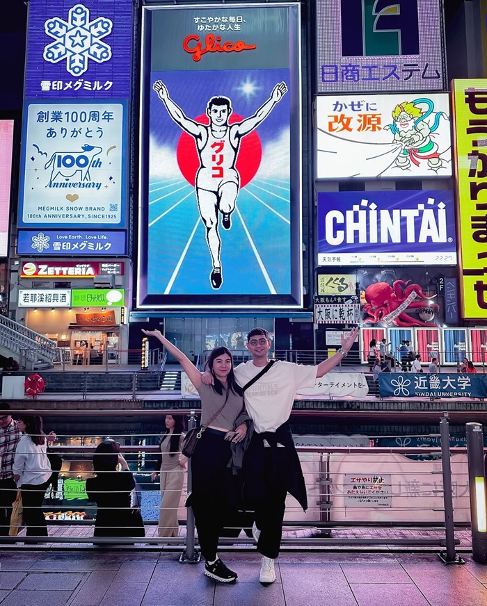 Check-in cùng bảng hiệu Glico Man nổi tiếng tại Dotonbori. Nguồn: mondescape