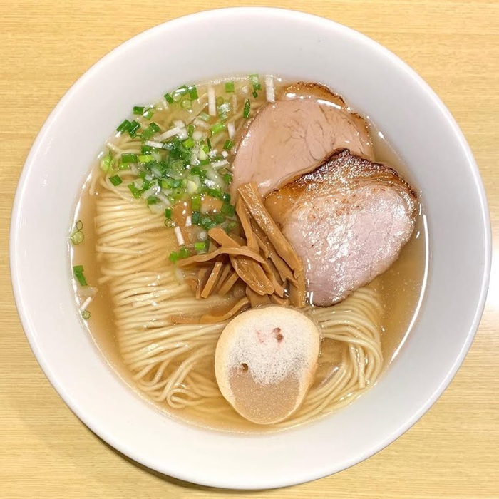 Ăn gì ở Hokkaido? Mì Shio Ramen thanh đạm thích hợp cho chiếc bụng đói sau ngày dài đi bộ. Nguồn: ramen_media