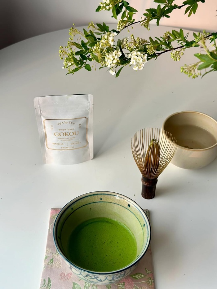 Bột trà matcha Uji Kyoto thượng hạng nguyên chất từ Nhật Bản. Nguồn: matchadey.jp và matchadeyjp.review