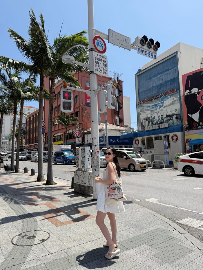 Trải nghiệm nhịp sống hiện đại tại phố mua sắm Kokusai-dori. Nguồn: lmzoo__ và sinae0406