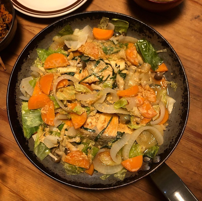 Món cá hồi nướng rau củ Chan Chan Yaki hấp dẫn Nguồn: kuchkuchyutahai